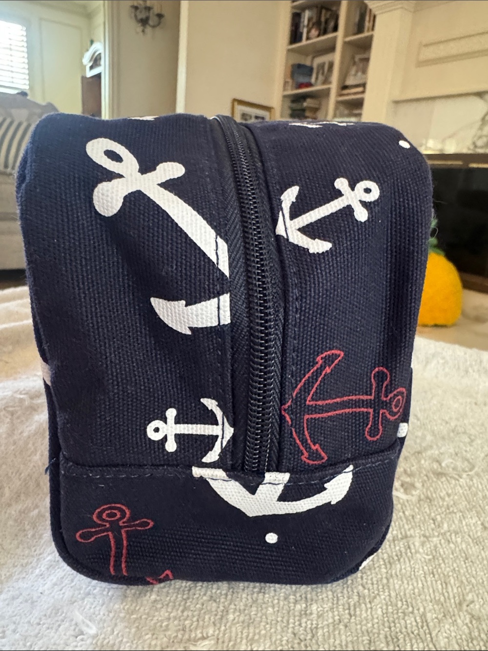 NWT, Tommy Hilfiger utility/ cosmetic pouch - Picture 4 of 7